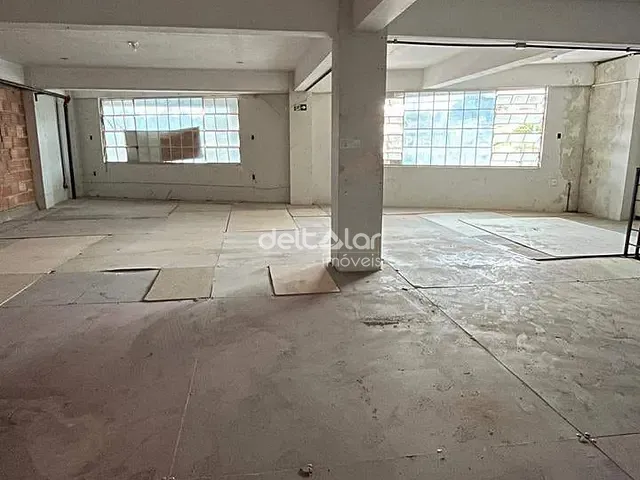 Loja com 350m², para alugar, no bairro Santa Terezinha em Belo Horizonte