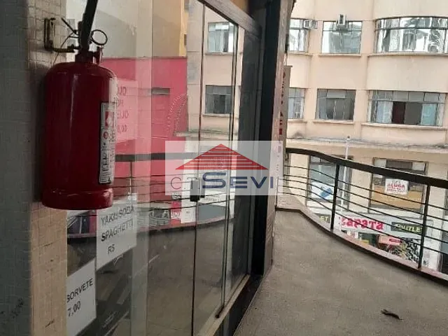 Loja à venda, no bairro República em São Paulo