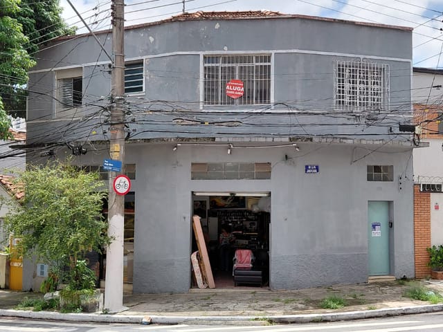 Loja com 301m², à venda, no bairro Vila Bertioga em São Paulo
