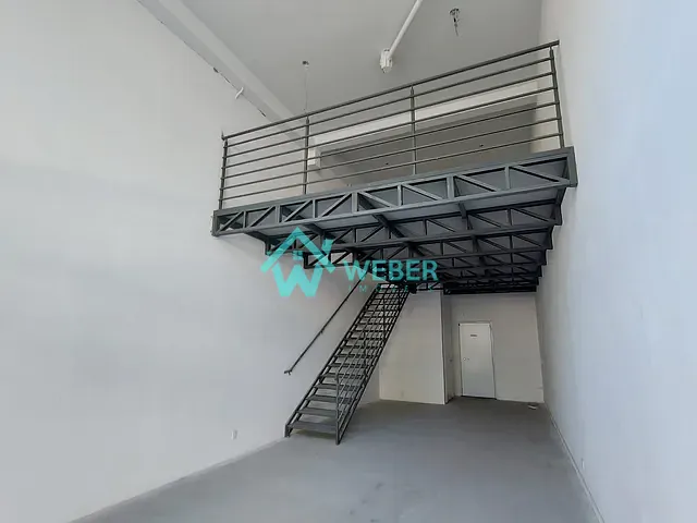 Loja com 90m², à venda ou para alugar, no bairro Pátria Nova em Novo Hamburgo
