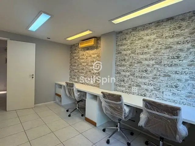 Sala para alugar, no bairro Ingá em Niterói