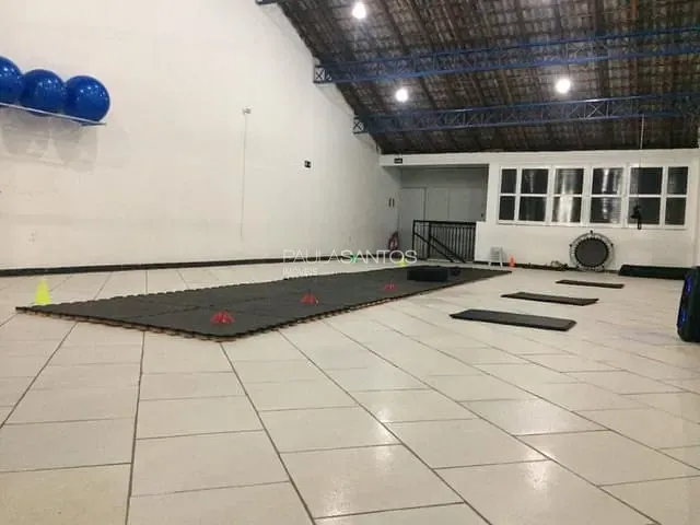 Loja com 280m², à venda, no bairro Jardim Piazza di Roma I em Sorocaba