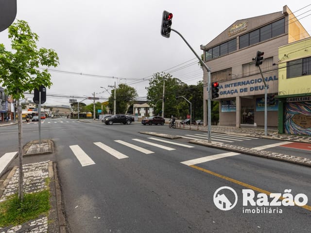 Loja para alugar, no bairro Portão em Curitiba