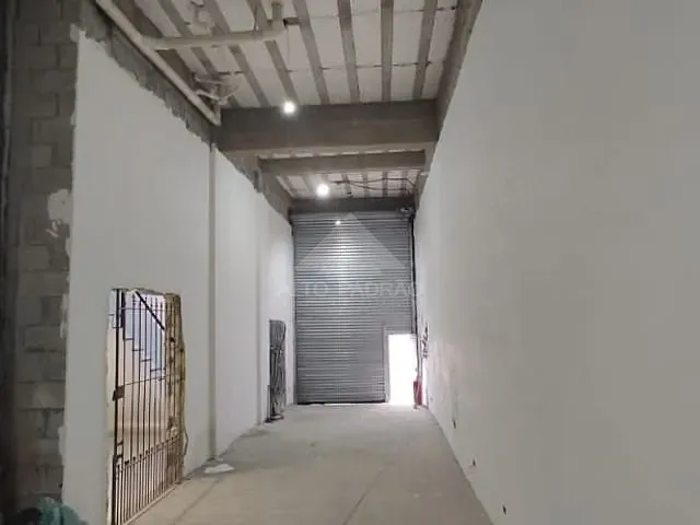 Loja com 80m², para alugar, no bairro Vila Assis Brasil em Mauá