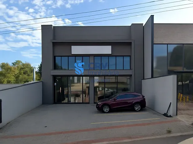 Loja com 332m², para alugar, no bairro Kennedy em Londrina