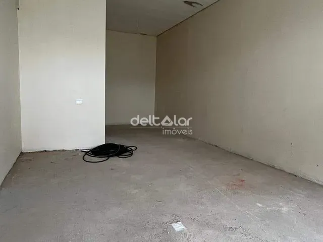 Loja com 80m², para alugar, no bairro Maria Helena em Ribeirão das Neves