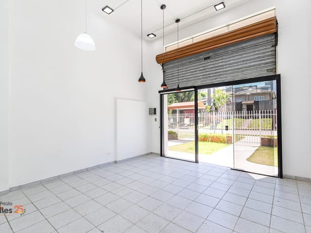 Loja para alugar, no bairro Vila Izabel em Curitiba