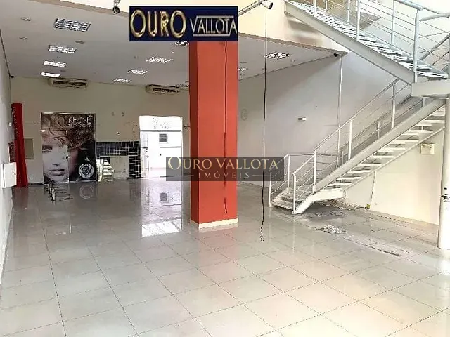 Loja para alugar, no bairro Vila Suzana em São Paulo