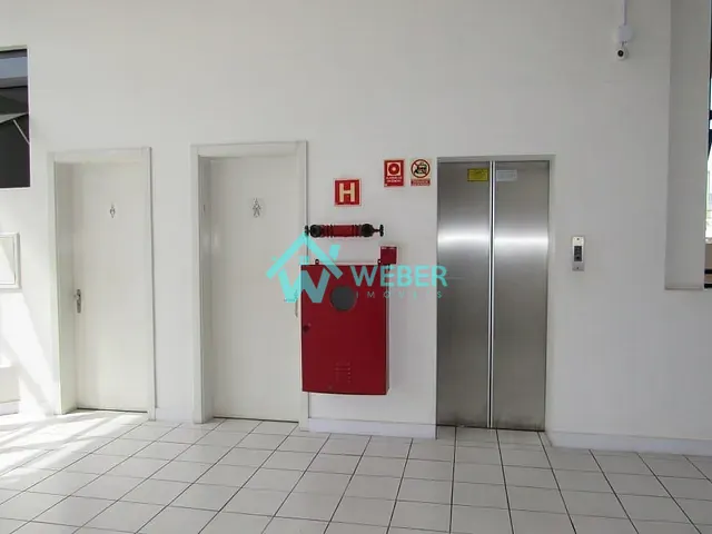 Loja com 30m², à venda ou para alugar, no bairro Centro em Novo Hamburgo