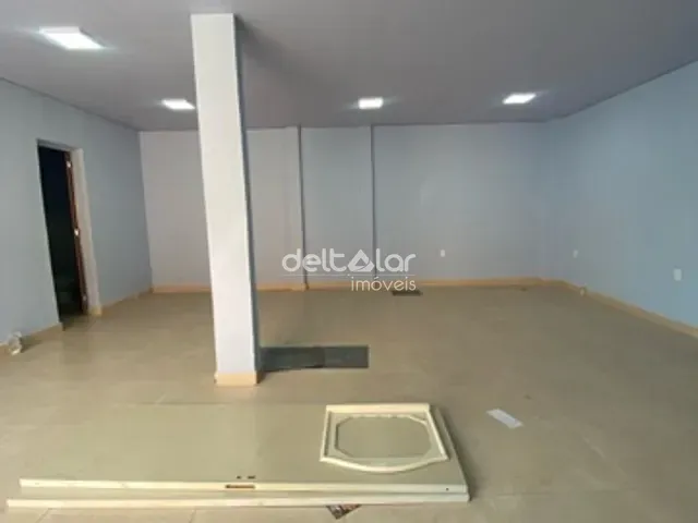 Loja com 46m², para alugar, no bairro Lagoinha Leblon (Venda Nova) em Belo Horizonte