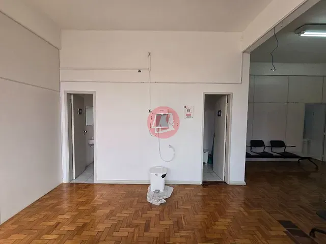 Loja com 5186m², à venda ou para alugar, no bairro Centro Histórico em Porto Alegre