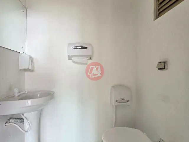 Loja com 5186m², à venda ou para alugar, no bairro Centro Histórico em Porto Alegre