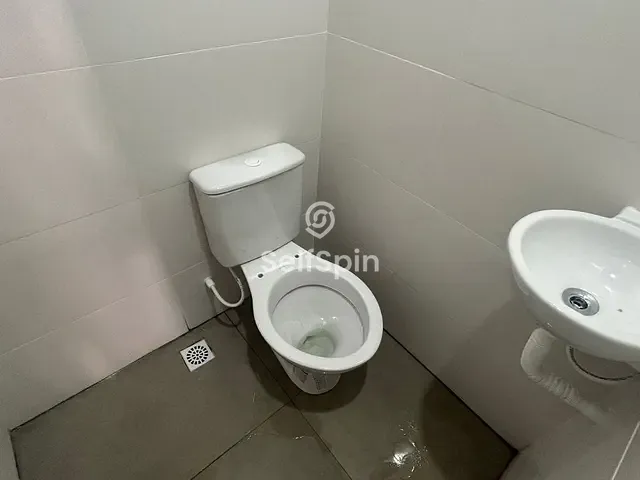 Loja para alugar, no bairro Itaipu em Niterói