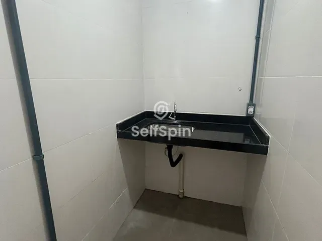 Loja para alugar, no bairro Itaipu em Niterói