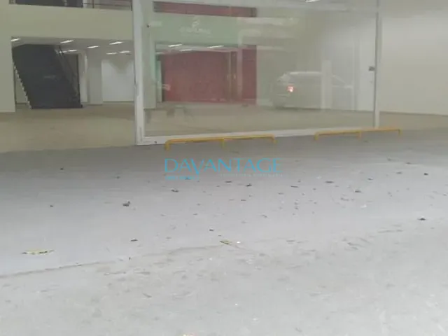 Loja com 1058m², para alugar, no bairro Lapa em São Paulo