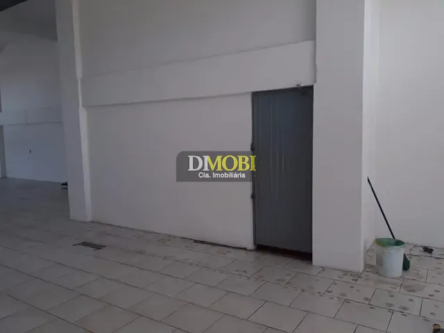 Loja com 250m², para alugar, no bairro COHAB B em Gravataí