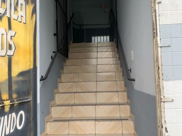 Loja com 324m², para alugar, no bairro Metalúrgicos em Osasco