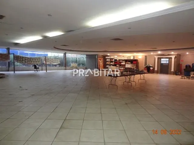 Loja com 700m², para alugar, no bairro Vila Leopoldina em São Paulo