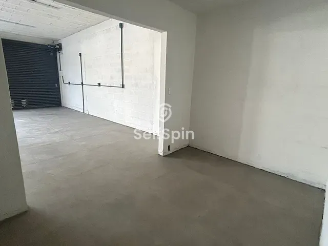 Loja para alugar, no bairro Serra Grande em Niterói