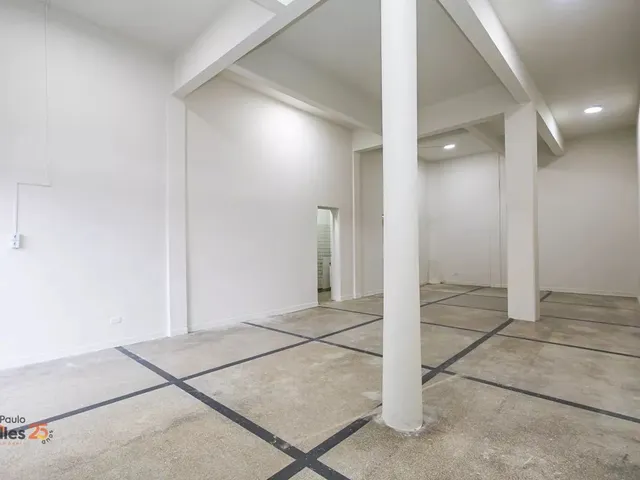 Loja para alugar, no bairro Centro em Curitiba