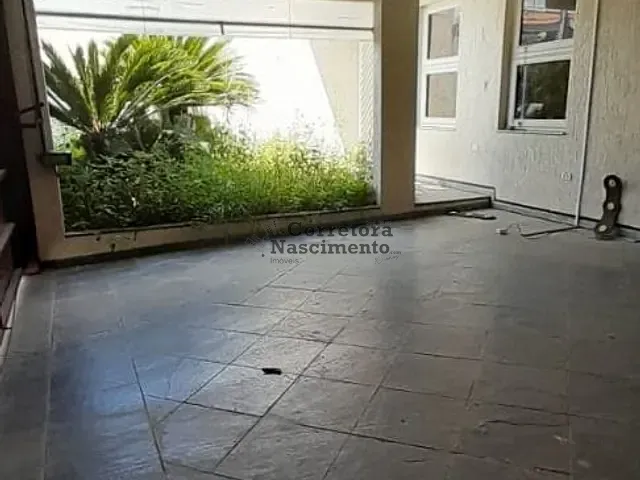 Loja com 300m², para alugar, no bairro Vila Pinheiro em Jacareí