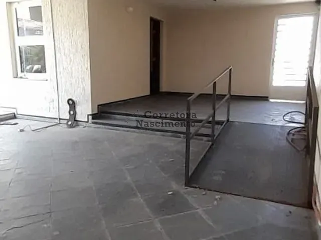 Loja com 300m², para alugar, no bairro Vila Pinheiro em Jacareí