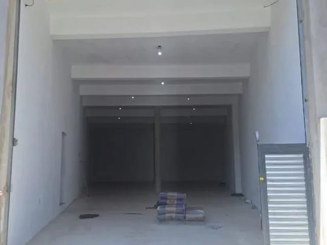 Loja com 240m², para alugar, no bairro Jardim Belval em Barueri