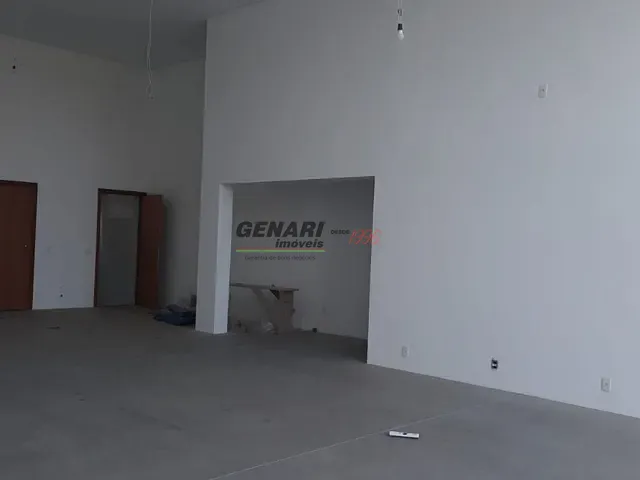 Loja com 212m², à venda, no bairro Jardim dos Colibris em Indaiatuba