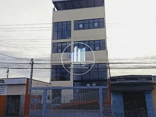 Loja com 555m², para alugar, no bairro São Geraldo em Pouso Alegre