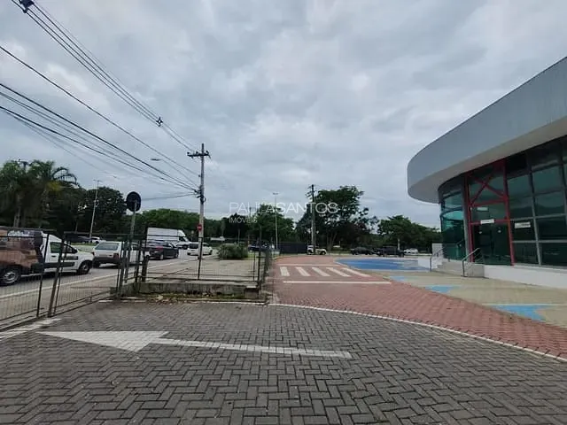 Loja com 2382m², para alugar, no bairro Jardim Santa Rosália em Sorocaba