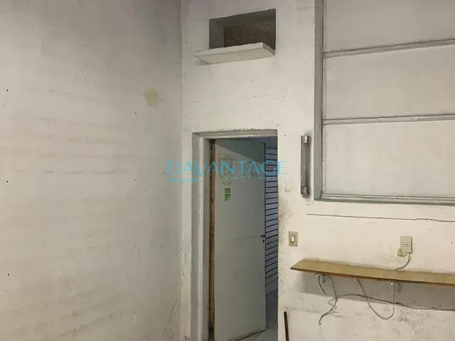 Loja para alugar, no bairro Pinheiros em São Paulo