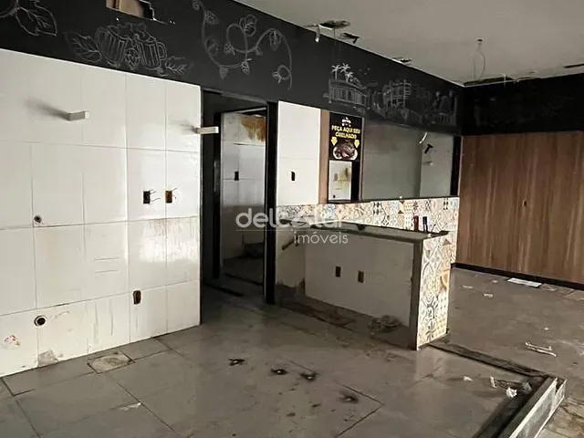 Loja com 28m², para alugar, no bairro Santa Mônica em Belo Horizonte