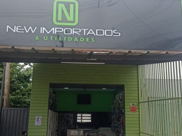 Loja com 200m², à venda, no bairro Água Espraiada (Caucaia do Alto) em Cotia
