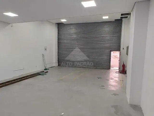 Loja com 115m², para alugar, no bairro Vila Assis Brasil em Mauá