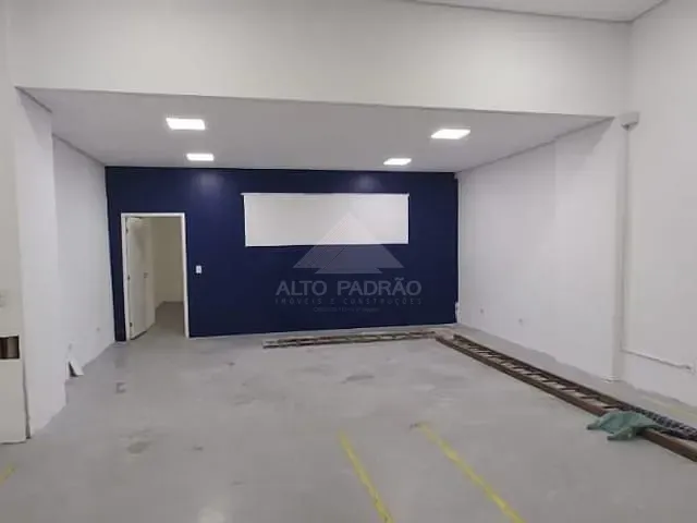 Loja com 115m², para alugar, no bairro Vila Assis Brasil em Mauá