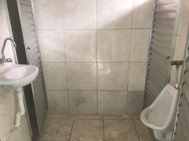 Loja com 150m², para alugar, no bairro Jardim Represa (Fazendinha) em Santana de Parnaíba