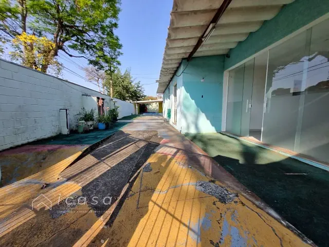 Loja com 783m², à venda, no bairro Jardim Satélite em São José dos Campos
