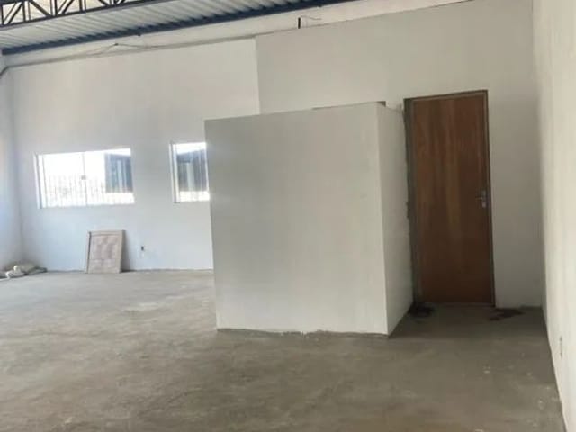 Loja com 380m², à venda, no bairro Jardim Roberto em Osasco