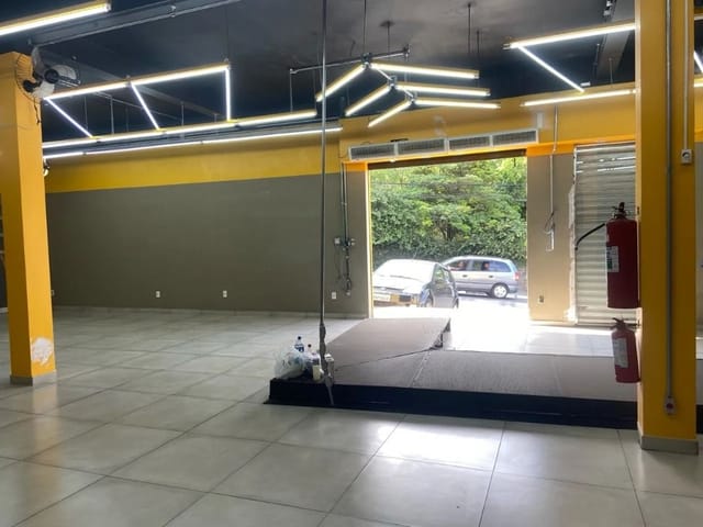 Loja com 380m², à venda, no bairro Jardim Roberto em Osasco