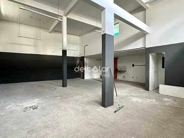 Loja com 93m², para alugar, no bairro São João Batista (Venda Nova) em Belo Horizonte
