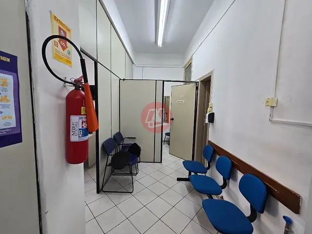 Loja à venda ou para alugar, no bairro Centro Histórico em Porto Alegre