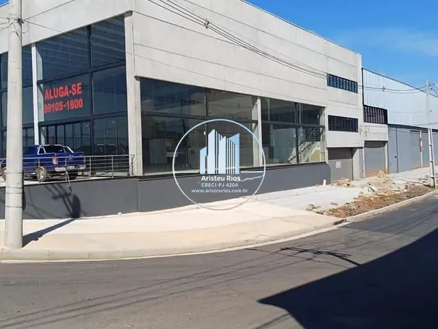 Loja com 990m², para alugar, no bairro Perimetral em Pouso Alegre