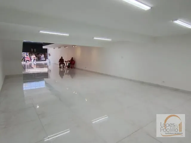 Loja com 168m², para alugar, no bairro Centro em Atibaia