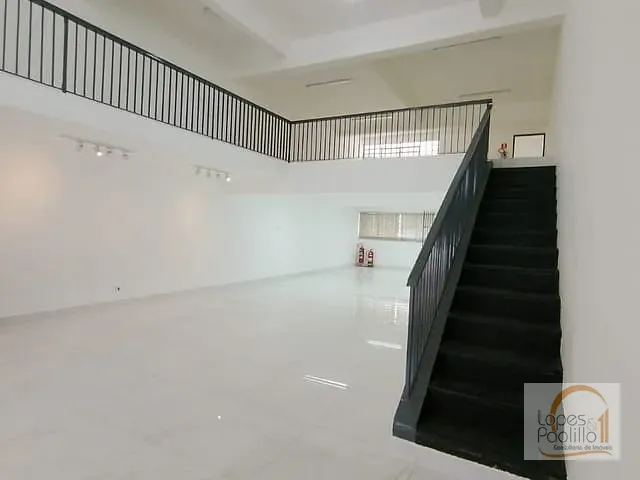 Loja com 168m², para alugar, no bairro Centro em Atibaia
