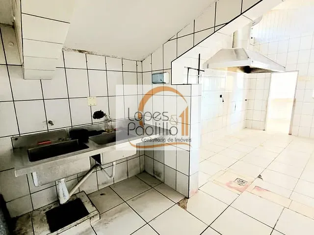 Loja com 120m², para alugar, no bairro Jardim Alvinópolis em Atibaia