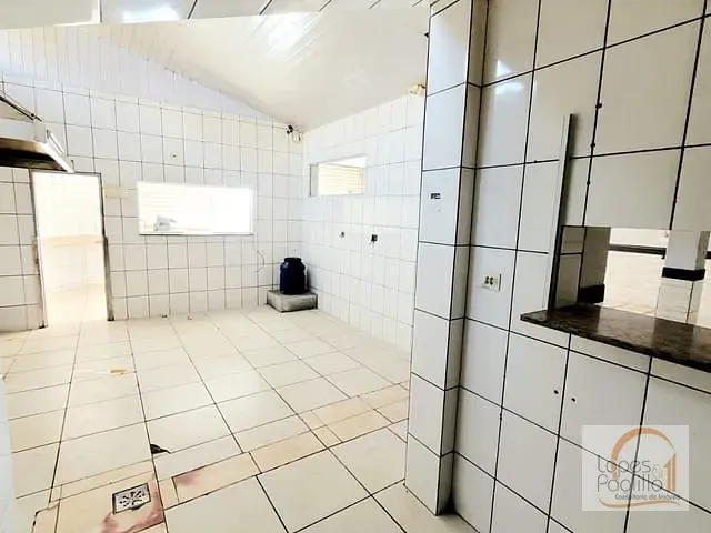 Loja com 120m², para alugar, no bairro Jardim Alvinópolis em Atibaia