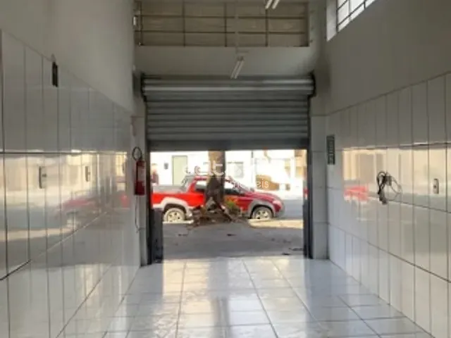 Loja com 31m², para alugar, no bairro São João Batista (Venda Nova) em Belo Horizonte