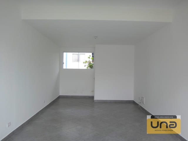 Loja para alugar, no bairro XAXIM em Curitiba