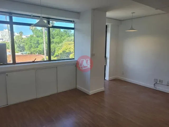 Loja com 92m², à venda ou para alugar, no bairro Bom Fim em Porto Alegre