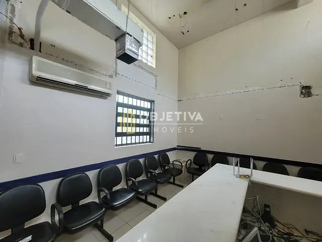 Loja com 270m², para alugar, no bairro Bela Vista em Porto Alegre